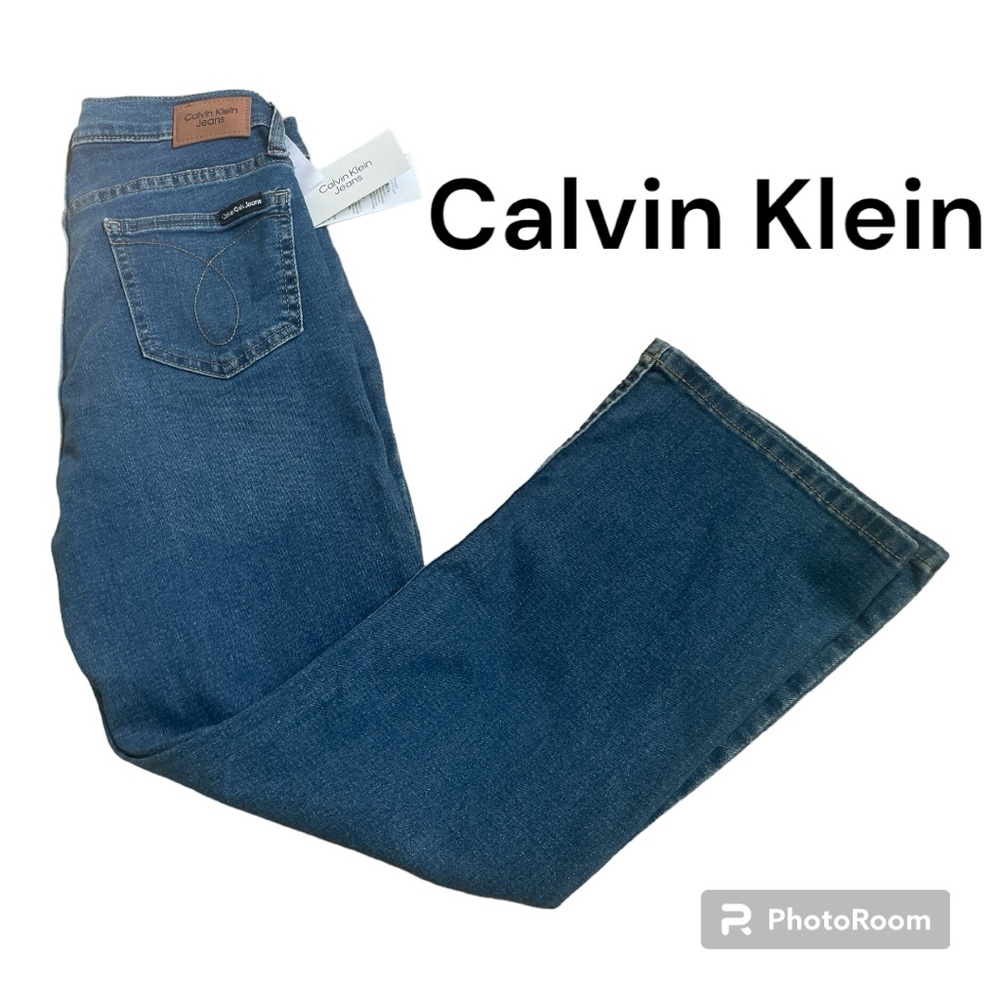 NWT. Calvin Klein High Rise Boot Cut Jeans. SZ 4/27. Inseam- 24”. Repreve Fabric